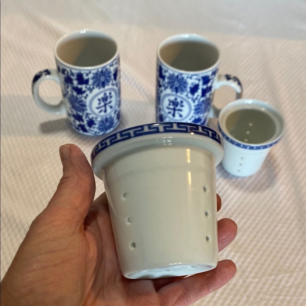 Pier 1 Blue and White “Happiness” Japanese Porcelain Tea Mug Set